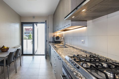Apartamento de 3 dormitorios en venta en Sant Cugat del Vallès, Barcelona, Cataluña, Spain № 6825 - foto 11