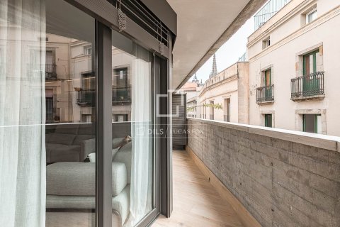 Apartamento de 3 dormitorios en venta en Barcelona, Cataluña, Spain № 6828 - foto 11