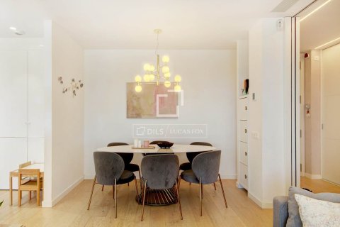 Apartamento de 4 dormitorios en venta en Sant Just Desvern, Barcelona, Cataluña, Spain № 6830 - foto 8
