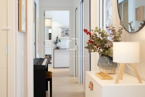 Apartamento de 4 dormitorios en venta en Sant Just Desvern, Barcelona, Cataluña, Spain № 6830 - foto 19