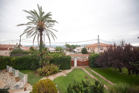 Сasa de 7 dormitorios en venta en Cataluña, Spain № 7038 - foto 13