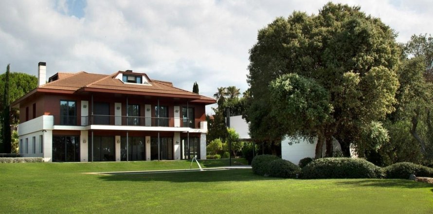 Сasa de 5 dormitorios en venta en Alella, Barcelona, Cataluña, Spain № 7039