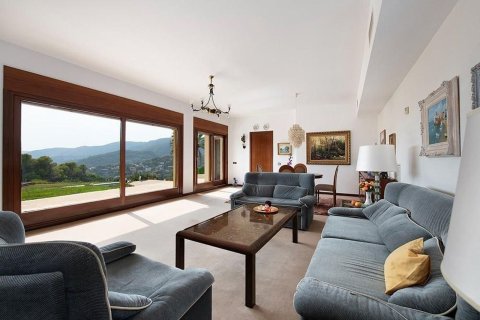 Сasa de 3 dormitorios en venta en Castelldefels, Barcelona, Cataluña, Spain № 7036 - foto 14