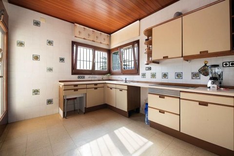 Сasa de 3 dormitorios en venta en Castelldefels, Barcelona, Cataluña, Spain № 7036 - foto 17