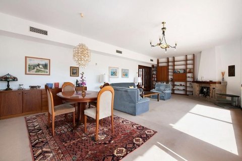 Сasa de 3 dormitorios en venta en Castelldefels, Barcelona, Cataluña, Spain № 7036 - foto 16