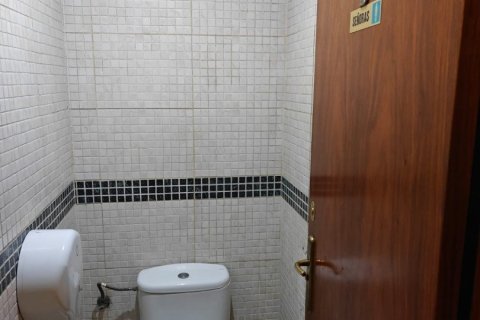 Снять в аренду кафе / ресторан в Бадалона, Испания 100м², № 8420 - фото 13