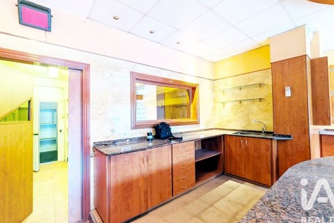 Снять в аренду коммерческую недвижимость в Барселона, Испания 65м², № 8419 - фото 11