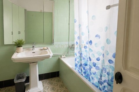 Купить квартиру в Барселона, Испания с 5 спален, 131м², № 8425 - фото 16