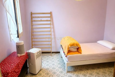 Купить квартиру в Барселона, Испания с 5 спален, 131м², № 8425 - фото 18