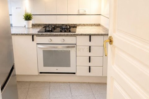 Купить квартиру в Барселона, Испания с 5 спален, 131м², № 8425 - фото 11