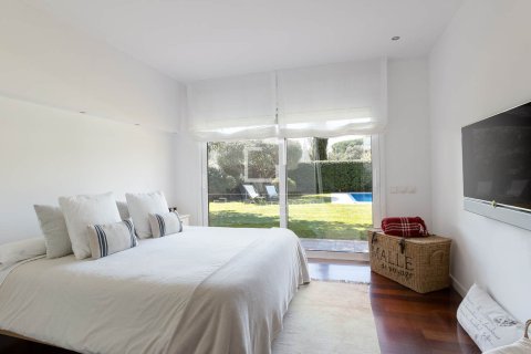 Villa de 4 dormitorios en venta en Sant Vicenc De Montalt, Barcelona, Cataluña, Spain № 6517 - foto 17