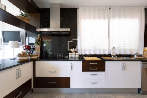 Villa de 4 dormitorios en venta en Sant Vicenc De Montalt, Barcelona, Cataluña, Spain № 6517 - foto 15