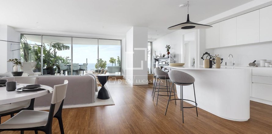 Apartamento de 3 dormitorios en venta en Barcelona, Cataluña, Spain № 6516