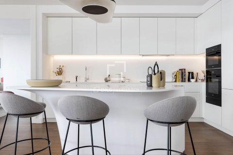 Apartamento de 3 dormitorios en venta en Barcelona, Cataluña, Spain № 6516 - foto 6