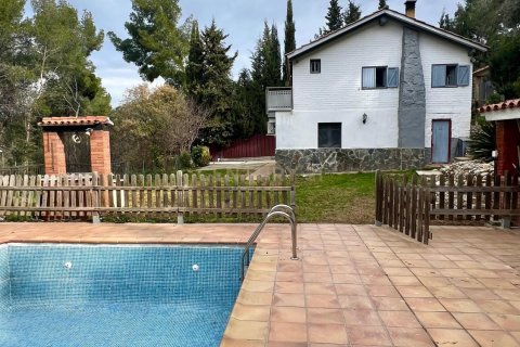 Купить дом в Пьера, Испания с 3 спальни, 239м², № 8945 - фото 5