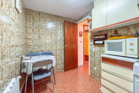 Купить квартиру в Эсплугес-де-Льобрегат, Испания с 3 спальни, 98м², № 8943 - фото 5
