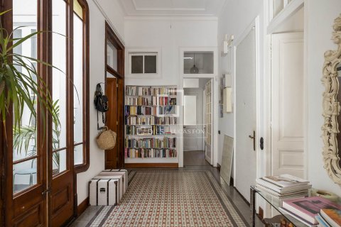 Купить квартиру в Барселона, Испания с 5 спален, 197м², № 8947 - фото 23