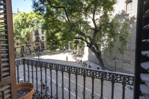 Купить квартиру в Барселона, Испания с 5 спален, 197м², № 8947 - фото 17