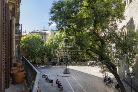 Купить квартиру в Барселона, Испания с 5 спален, 197м², № 8947 - фото 11