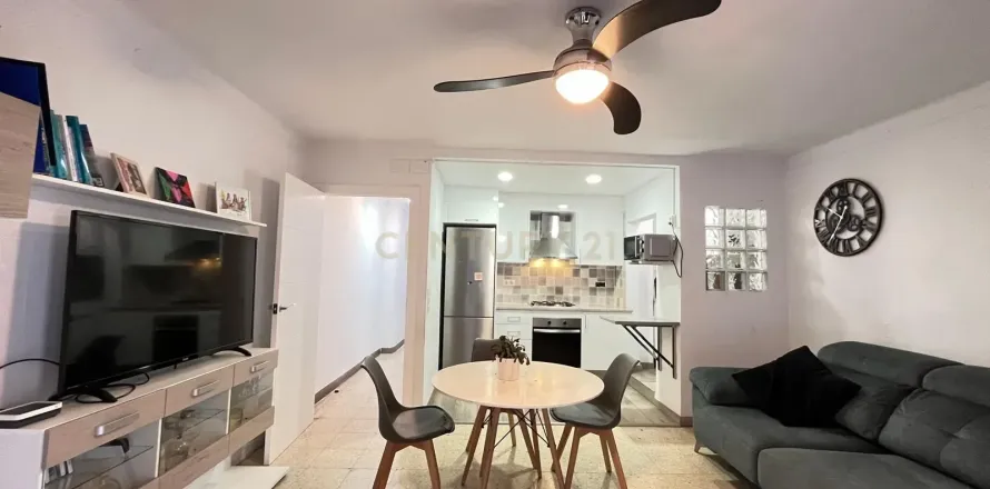 6 bedrooms house for sale in Vilanova i la Geltru, Barcelona, Catalonia, Spain № 8944