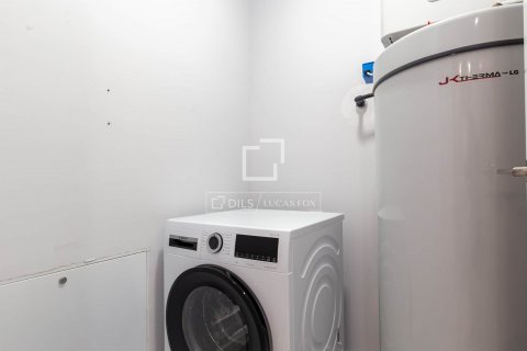 Купить квартиру в Эсплугес-де-Льобрегат, Испания с 2 спальни, 103м², № 8948 - фото 4