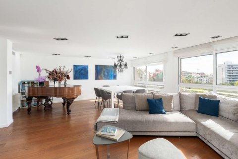 Apartamento de 5 dormitorios en venta en Barcelona, Cataluña, Spain № 4611 - foto 5