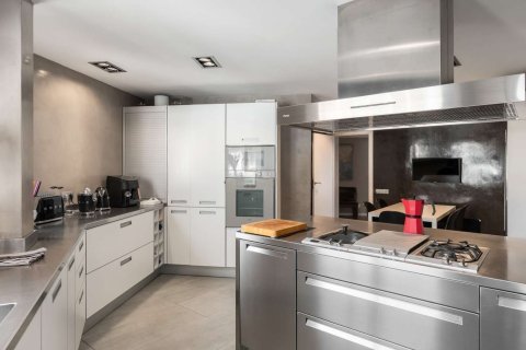 Apartamento de 5 dormitorios en venta en Barcelona, Cataluña, Spain № 4611 - foto 18