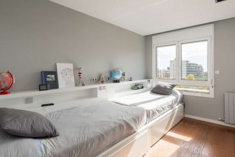 Apartamento de 5 dormitorios en venta en Barcelona, Cataluña, Spain № 4611 - foto 27