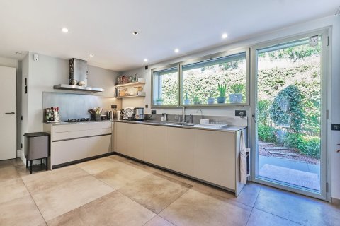 Купить дом в Барселона, Испания с 8 комнат, 633м², № 4609 - фото 13