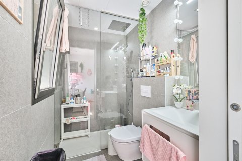 Купить дом в Барселона, Испания с 8 комнат, 633м², № 4609 - фото 25