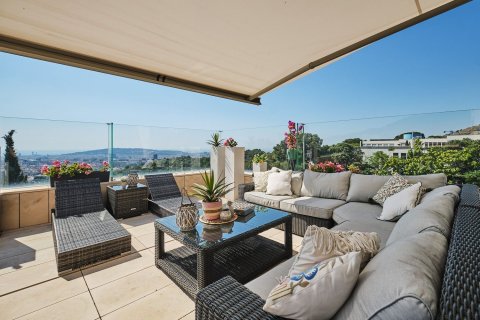 Сasa de 7 dormitorios en venta en Barcelona, Cataluña, Spain № 4609