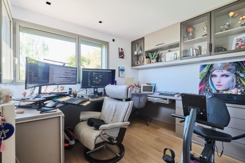 Купить дом в Барселона, Испания с 8 комнат, 633м², № 4609 - фото 21