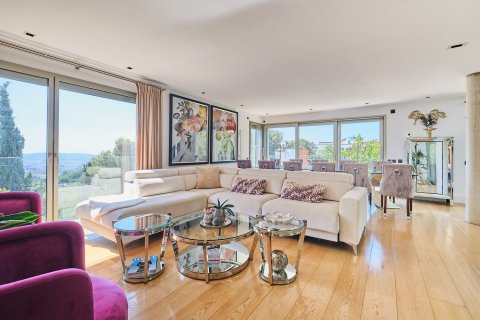 Купить дом в Барселона, Испания с 8 комнат, 633м², № 4609 - фото 11
