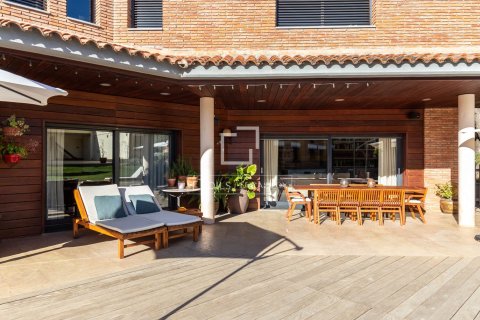 7 bedrooms villa for sale in Sant Cugat Del Valles, Barcelona, Catalonia, Spain № 4071 - photo 22