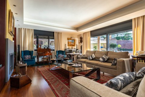 7 bedrooms villa for sale in Sant Cugat Del Valles, Barcelona, Catalonia, Spain № 4071 - photo 10