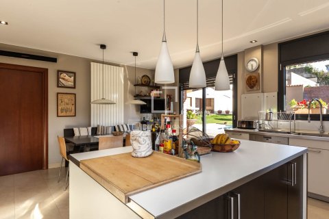 7 bedrooms villa for sale in Sant Cugat Del Valles, Barcelona, Catalonia, Spain № 4071 - photo 17