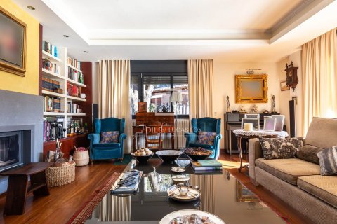 7 bedrooms villa for sale in Sant Cugat Del Valles, Barcelona, Catalonia, Spain № 4071 - photo 12