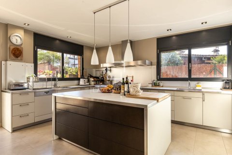 7 bedrooms villa for sale in Sant Cugat Del Valles, Barcelona, Catalonia, Spain № 4071 - photo 16