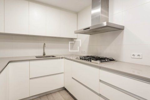 Купить квартиру в Барселона, Испания с 4 спальни, 130м², № 4072 - фото 14
