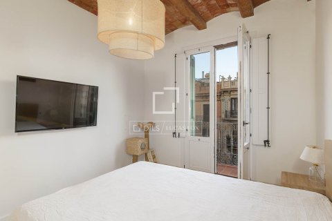 Apartamento de 3 dormitorios en venta en Barcelona, Cataluña, Spain № 4073 - foto 30
