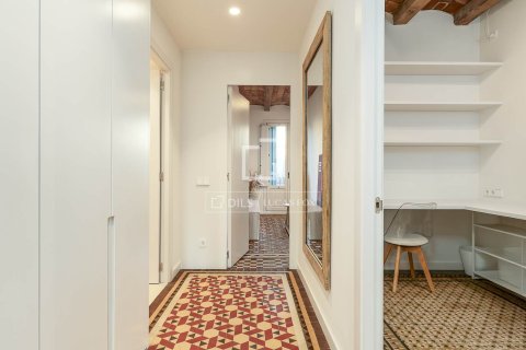 Apartamento de 3 dormitorios en venta en Barcelona, Cataluña, Spain № 4073 - foto 20
