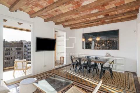 Apartamento de 3 dormitorios en venta en Barcelona, Cataluña, Spain № 4073 - foto 3
