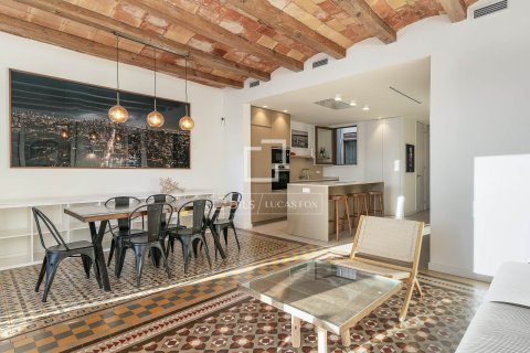 Apartamento de 3 dormitorios en venta en Barcelona, Cataluña, Spain № 4073 - foto 4