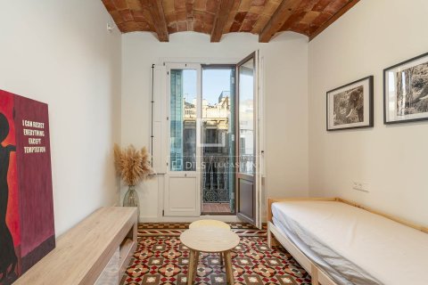 Apartamento de 3 dormitorios en venta en Barcelona, Cataluña, Spain № 4073 - foto 23