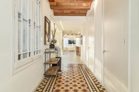 Apartamento de 3 dormitorios en venta en Barcelona, Cataluña, Spain № 4073 - foto 17