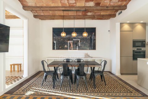 Apartamento de 3 dormitorios en venta en Barcelona, Cataluña, Spain № 4073 - foto 6
