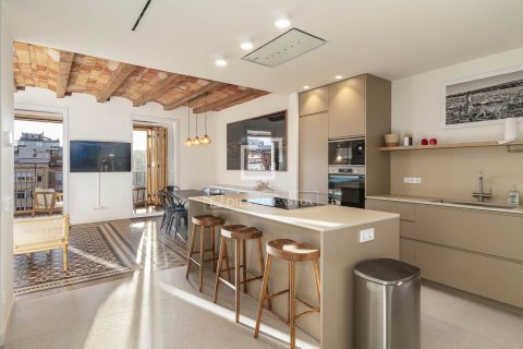 Apartamento de 3 dormitorios en venta en Barcelona, Cataluña, Spain № 4073 - foto 9