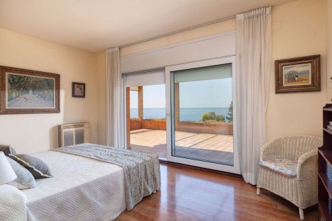 Сasa de 6 dormitorios en venta en Blanes, Gerona, Cataluña, Spain № 6192 - foto 8