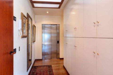 Сasa de 6 dormitorios en venta en Blanes, Gerona, Cataluña, Spain № 6192 - foto 10