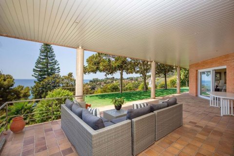 Сasa de 6 dormitorios en venta en Blanes, Gerona, Cataluña, Spain № 6192 - foto 15